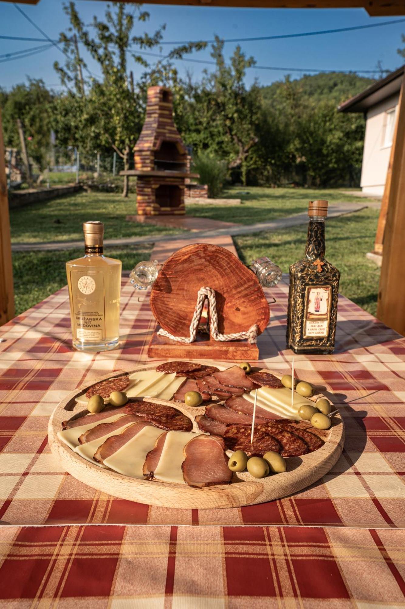 Zlatni Prag - Kraljevo Villa Екстериор снимка