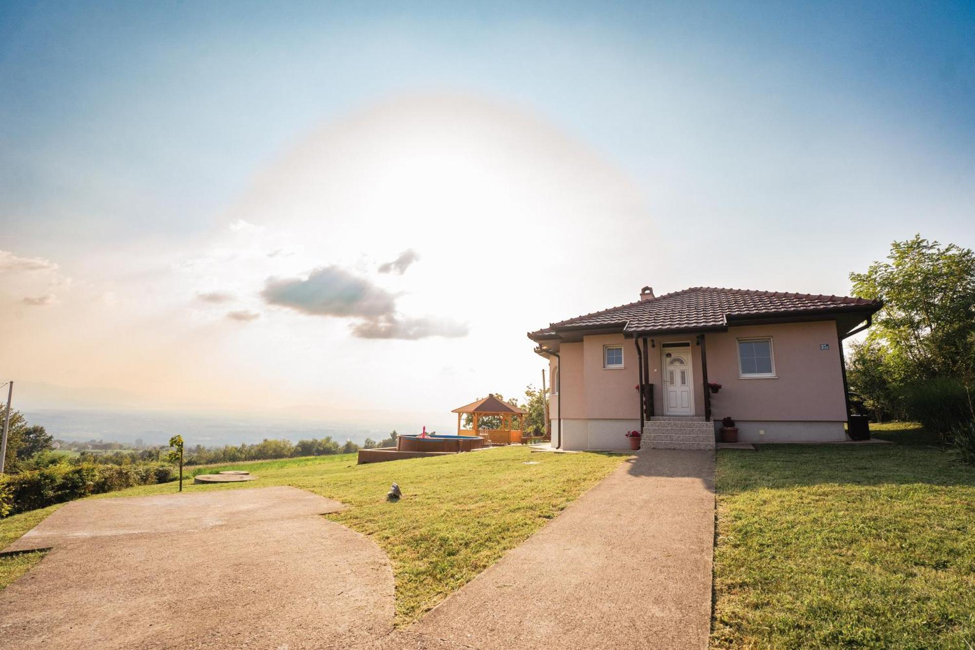 Zlatni Prag - Kraljevo Villa Екстериор снимка